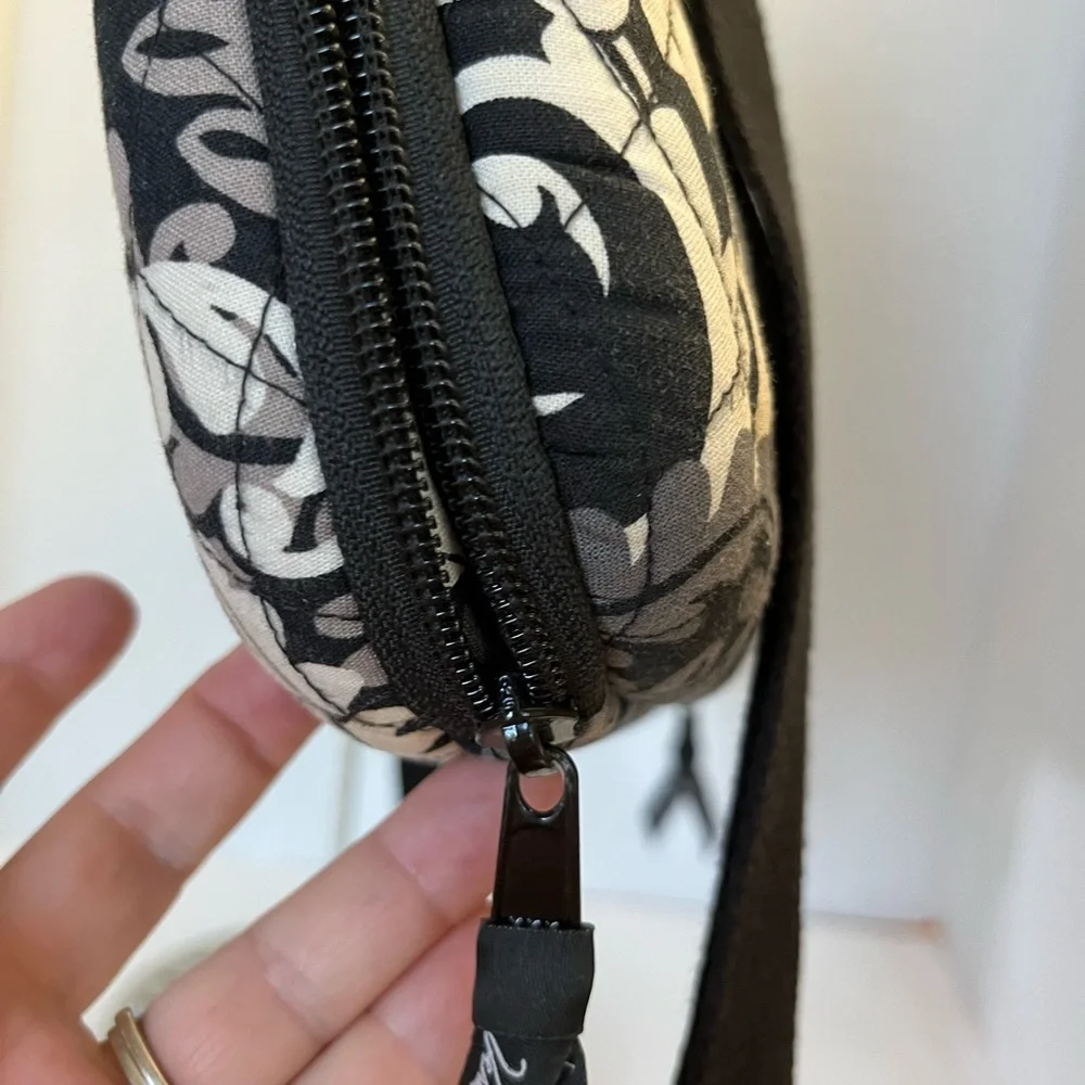 Vera Bradley Portfolio Hard-shell Laptop bag